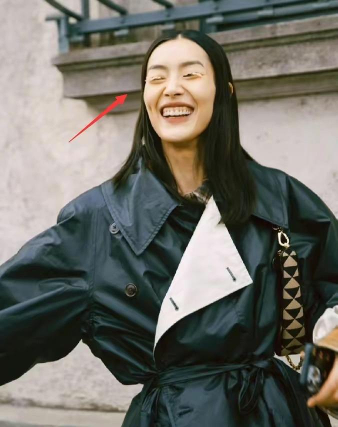 巴黎时装秀中国女模,巴黎时装秀女模西装