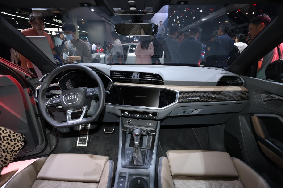 奥迪q3与林肯冒险家与凯迪拉克xt4,林肯航海家和奥迪q3哪个值得买