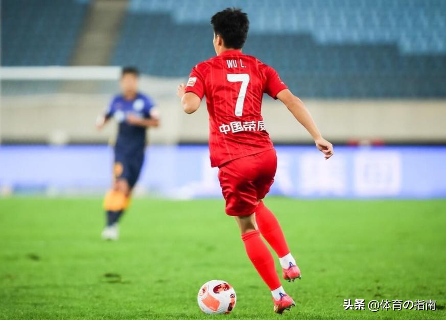 叙利亚2:2中国武磊带球浪射,武磊4次暴力奔袭单刀