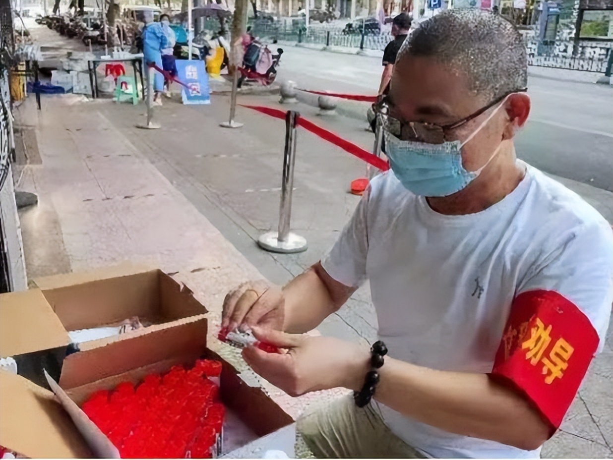 爱心力量抗击疫情,爱心助力抗击疫情一线