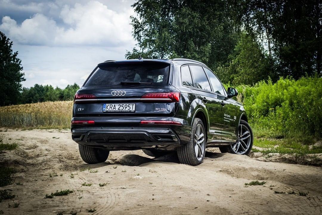 奥迪q7第一代参数,奥迪q7第一代车评