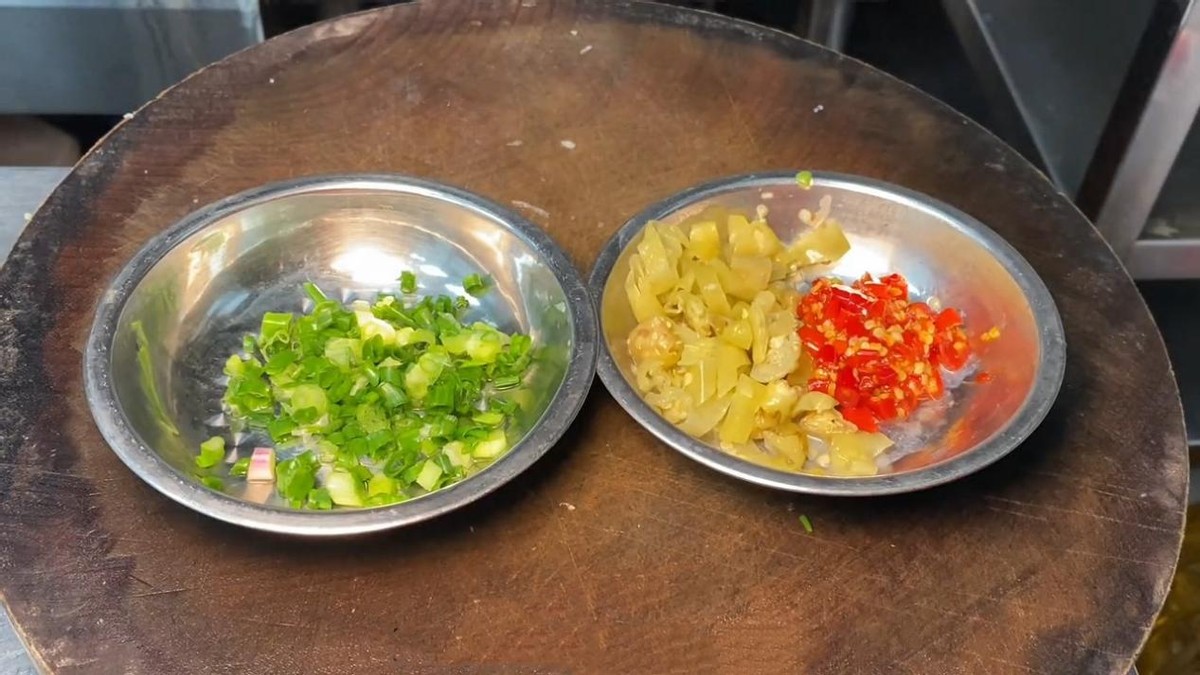 气血不足饮食推荐哪些食物,气血不足吃什么食物补见效快