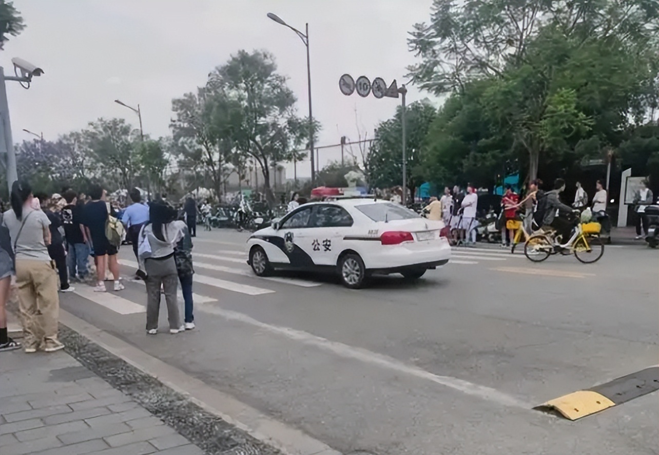 四川大学足球场打架事件处理结果,四川大学足球场打架斗殴事件