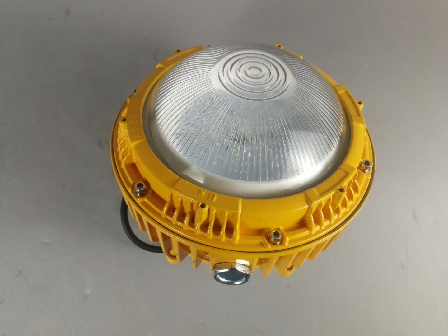 免维护led防爆灯作用,led防爆灯如何正确的安装使用