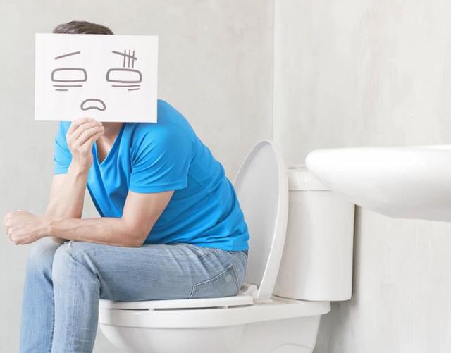 大便前头干硬后头软,上厕所大便前面硬后边软