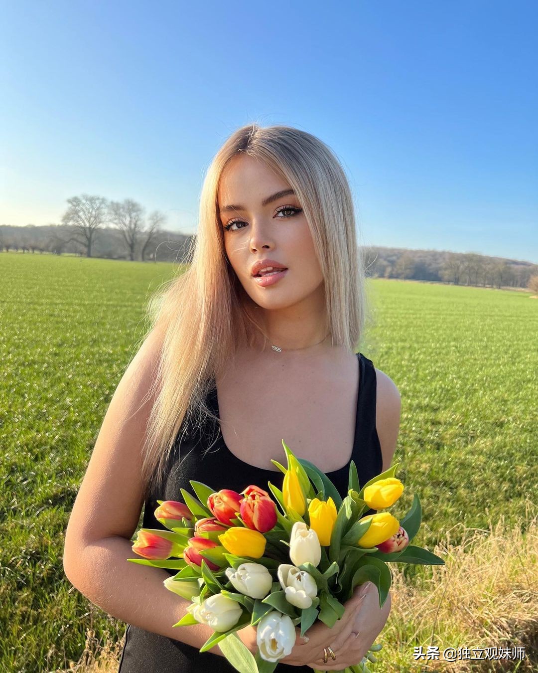 索拉亚埃克斯图片,德国金发模特索拉亚埃克斯