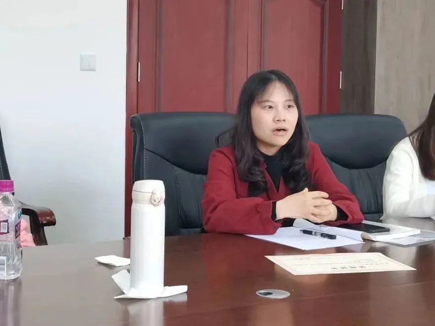 爱无巨细·情满校园