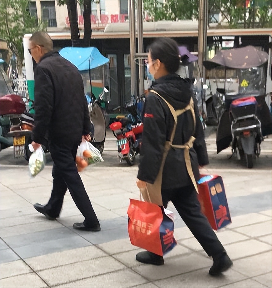 良品铺子隐藏便宜零食,除了零食店还有什么店铺