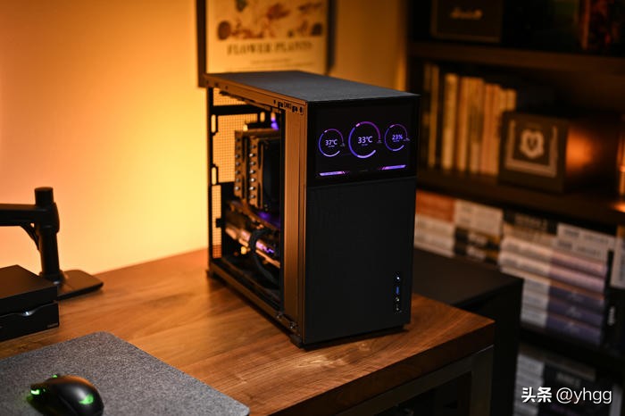 乔思伯松果d41mesh副屏版白色机箱,乔思伯d41标准版能后期加装副屏吗