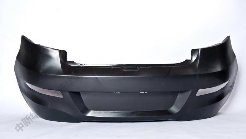 汽车塑料保险杠为什么喷漆,汽车塑料保险杠什么颜色的