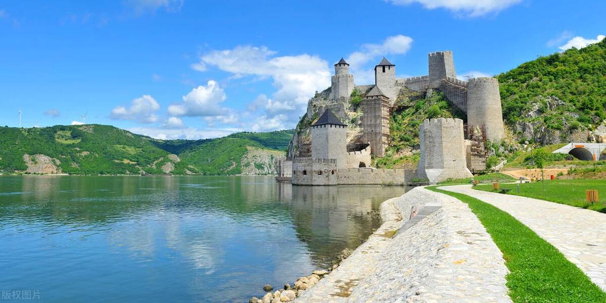 第1次出国适合去的地方,国外旅行推荐去哪