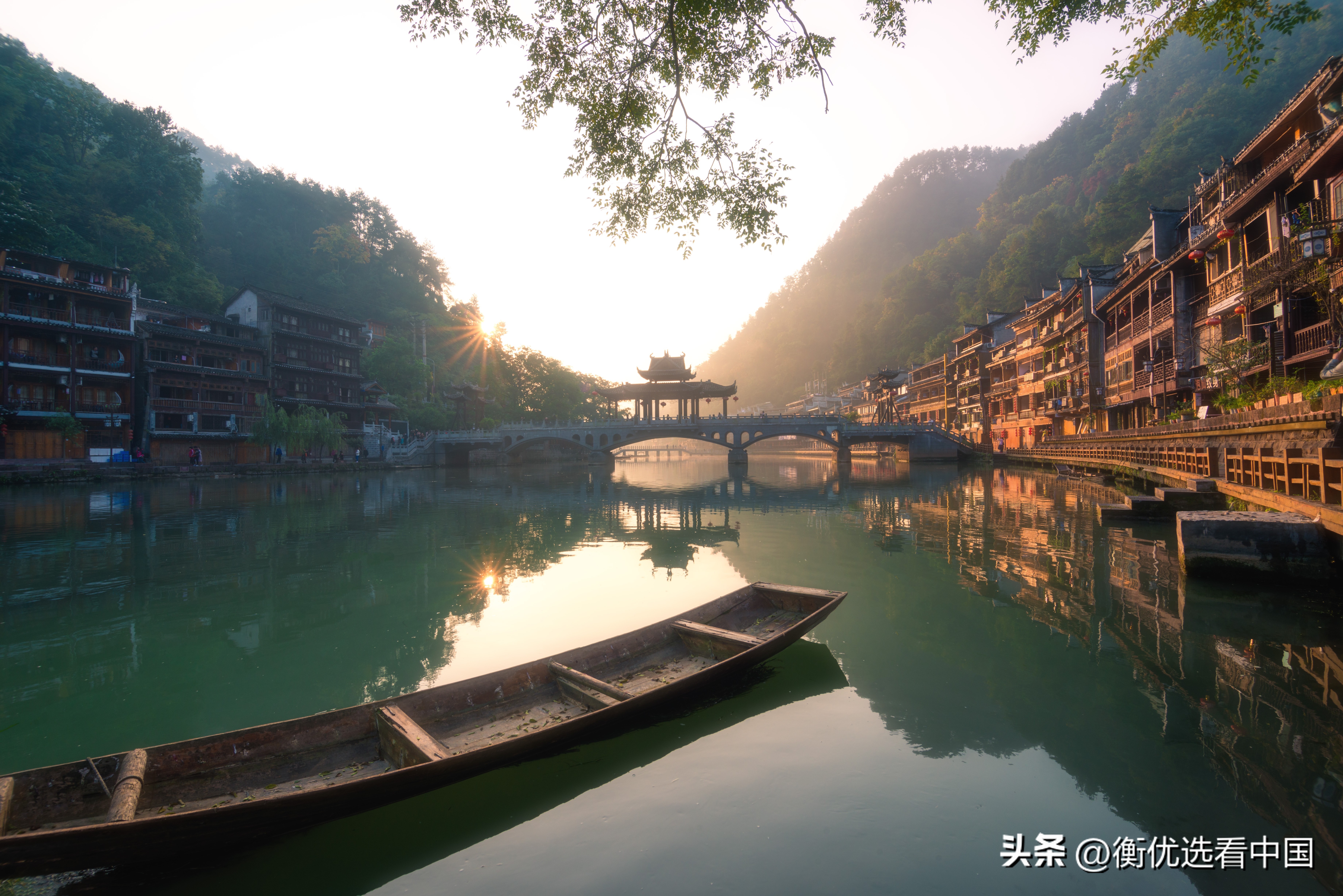 去凤凰古城怎么样才能不踩坑,凤凰古城注意事项和禁忌