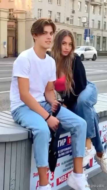 冰球帅气少年,冰球少年帅气视频