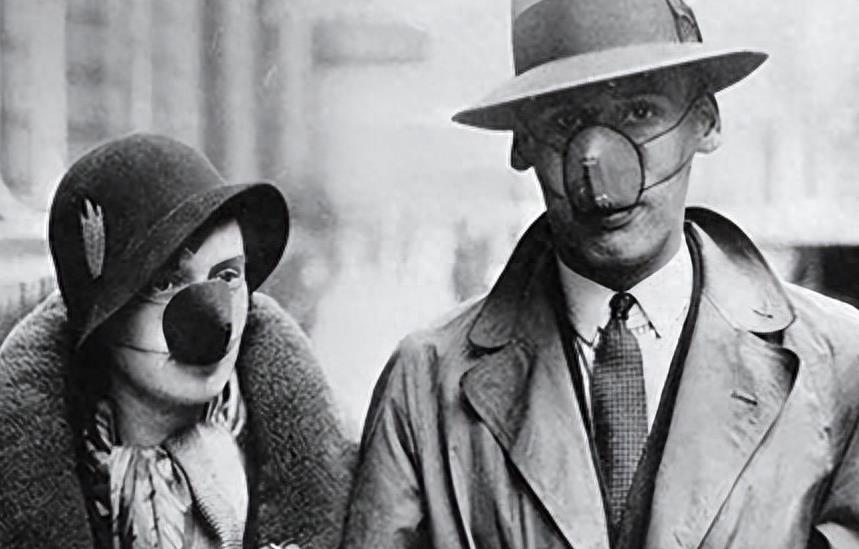 一堆罕见事实：英国“胸袋”、阴道“牙齿”传闻