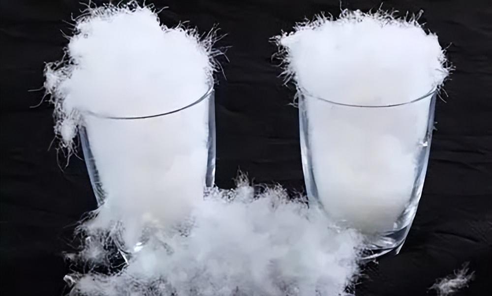 到底是羽绒好还是鹅绒好,鹅绒羽绒和鸭绒羽绒有什么区别