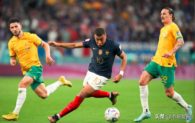 足坛巨星悲喜夜！梅西耻辱，莱万失点，姆巴佩传射