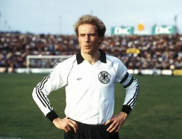 足坛十大黄金一代,足坛历史最快视频