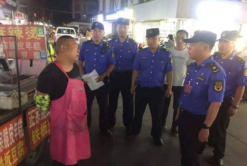 靠十平方米店铺挣八万多,靠小餐饮发家