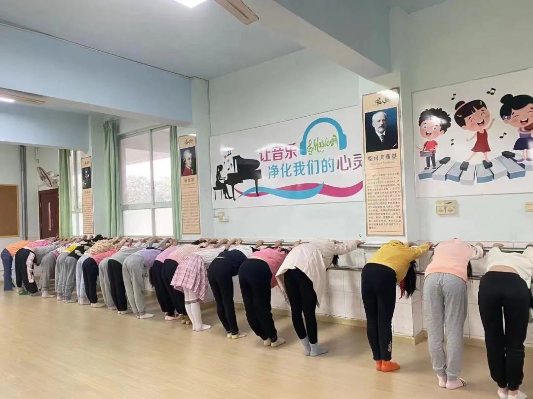 学校用心，学生开心，家长放心｜记天府新区白沙小学周末托管服务