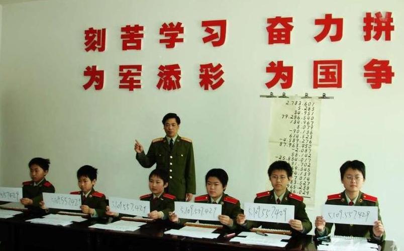 内蒙古六岁天才女孩特招入伍,内蒙6岁女孩入伍