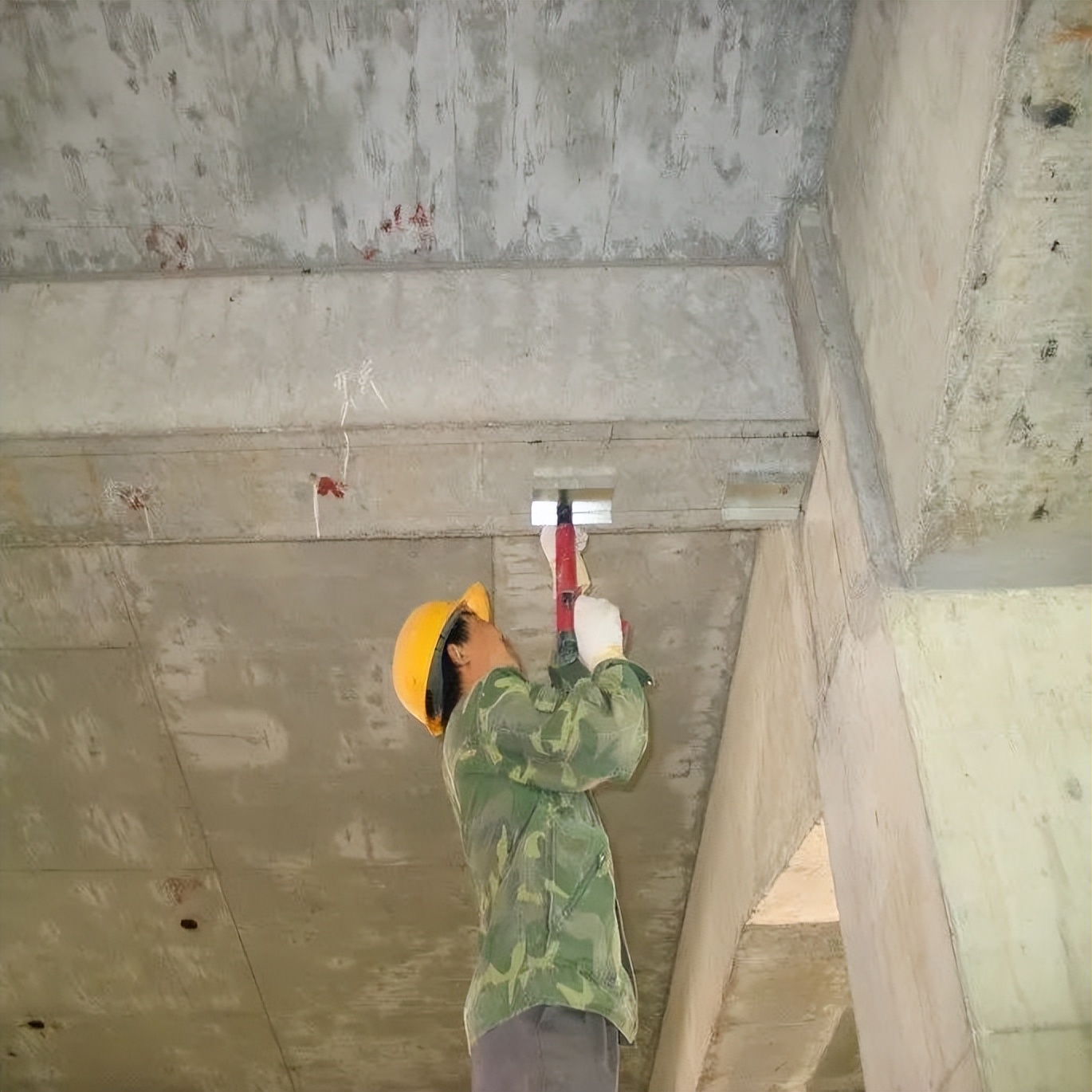 alc轻质隔墙板错位拼板安装,alc轻质隔墙板3.5和5.0区别