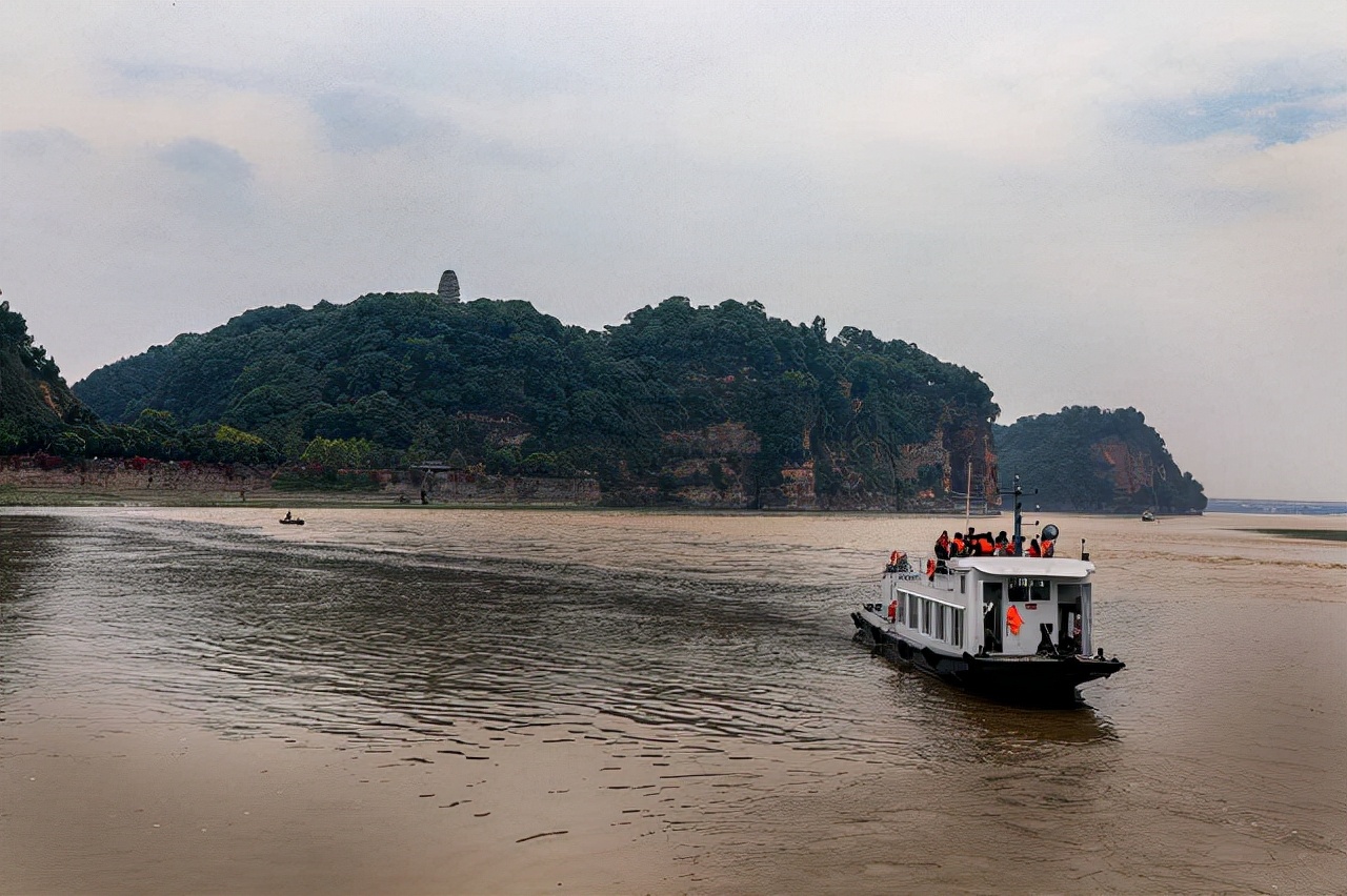 89年广东一农*意民**外拍了张照片，25年后突然索赔280万，结果如何