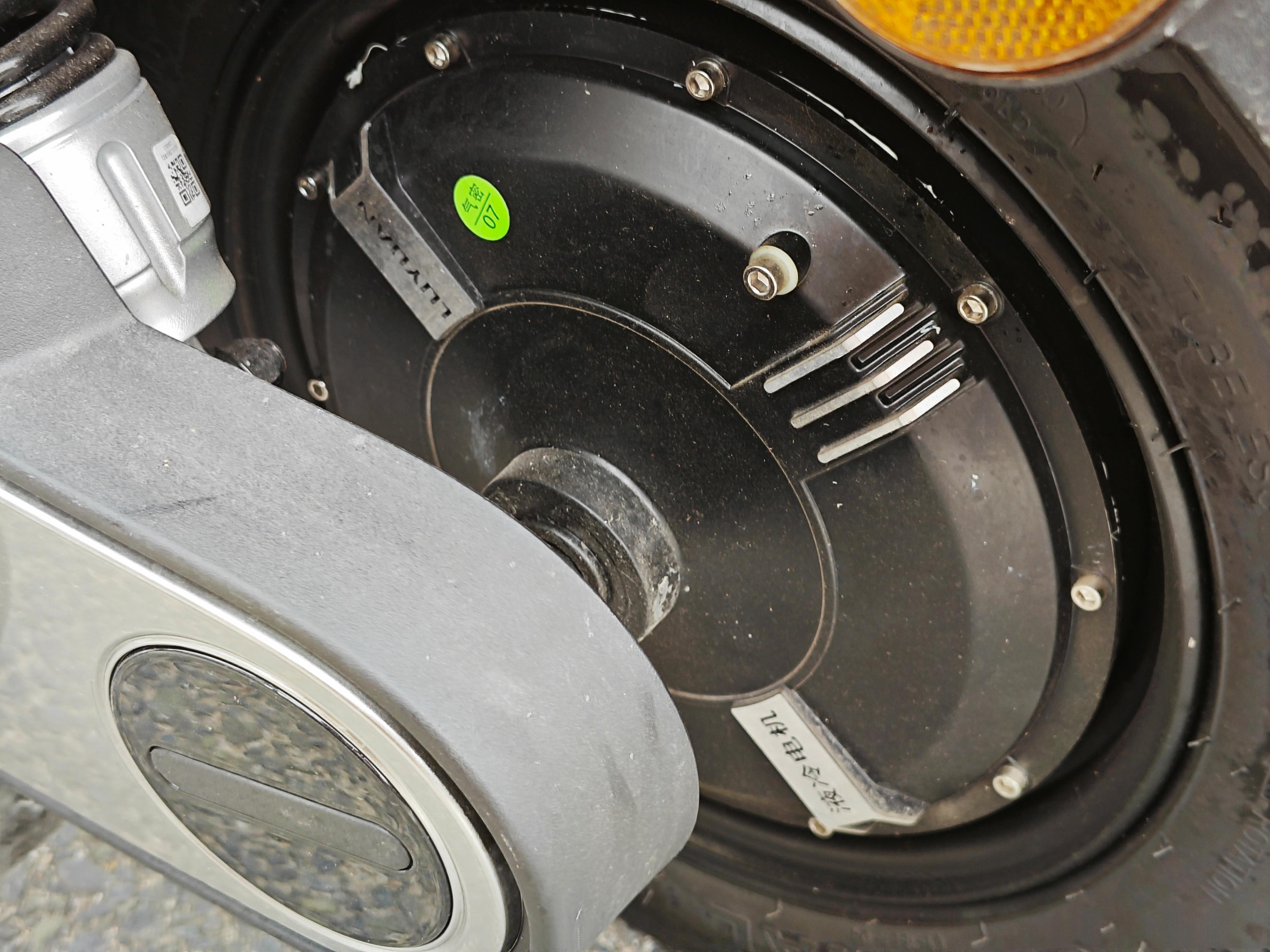 绿源电动车s70骑行感受,绿源s70液冷电动车真实感受