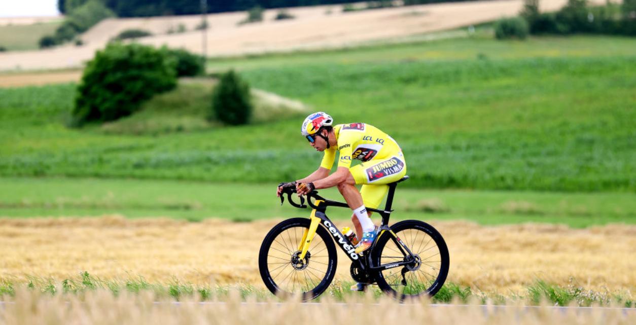 赛场新*器武**多款全新器材装备亮相环法赛场