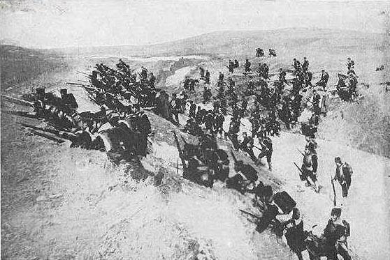 孩子吸吮母亲干瘪的乳房!42年河南饥荒真实场面,比电影残酷十倍