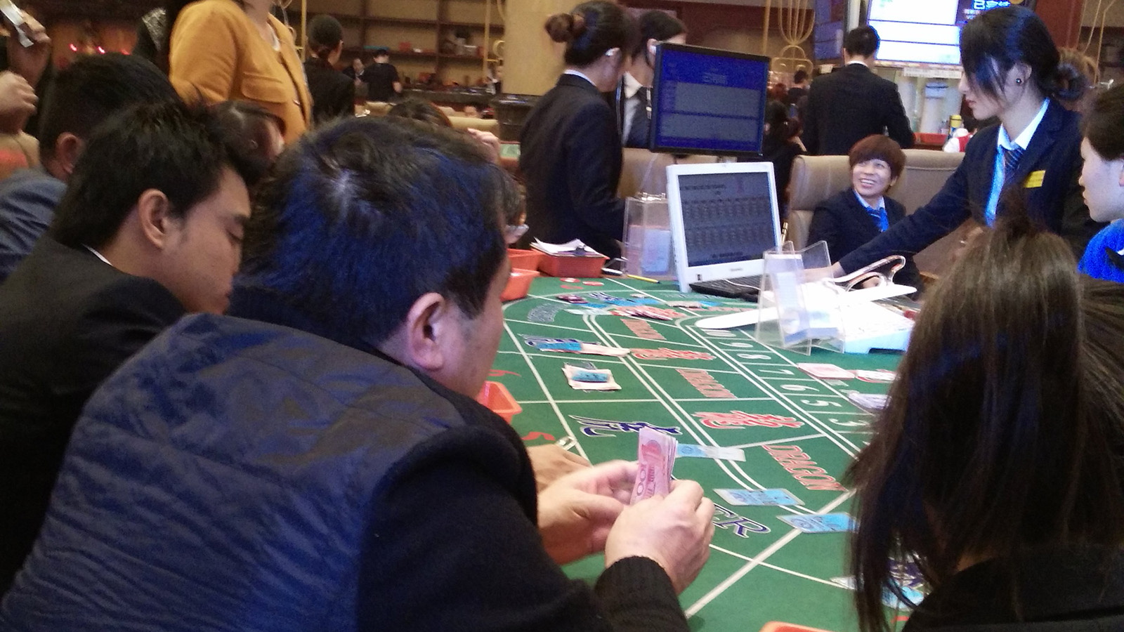 初哥视频,初哥延边烧烤