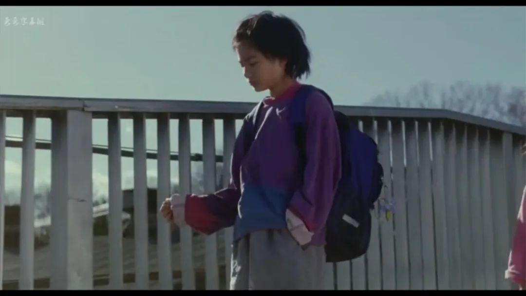 大专课上，老师教我洗澡、避孕、正常做人