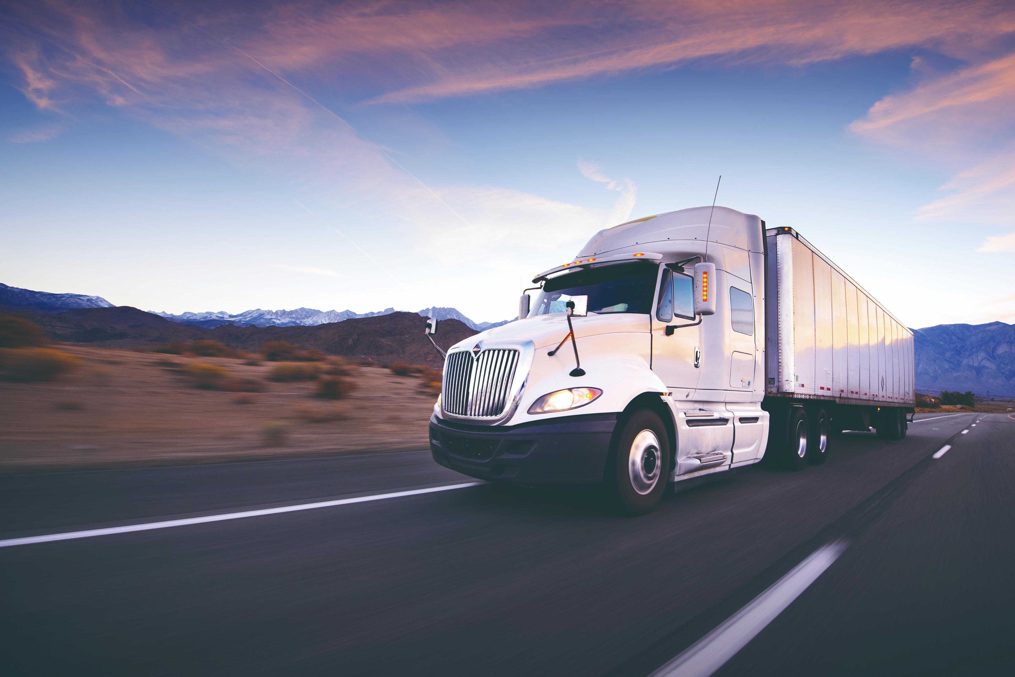 货车挂车技巧视频,挂车拖车拉车技巧