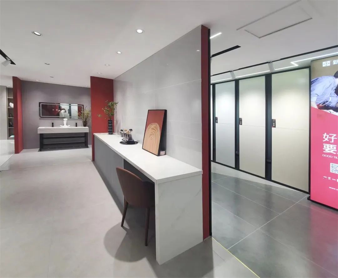 新润成瓷砖店面,新润成瓷砖无为旗舰店