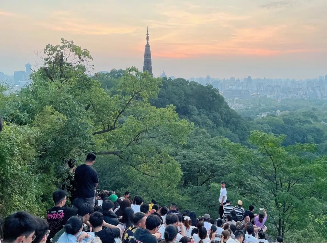 杭州西湖一日游攻略详细路线,杭州西湖美景一日游跟团