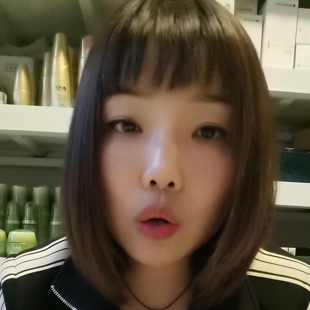 化妆品实体批发，一起聊聊护肤那些事。