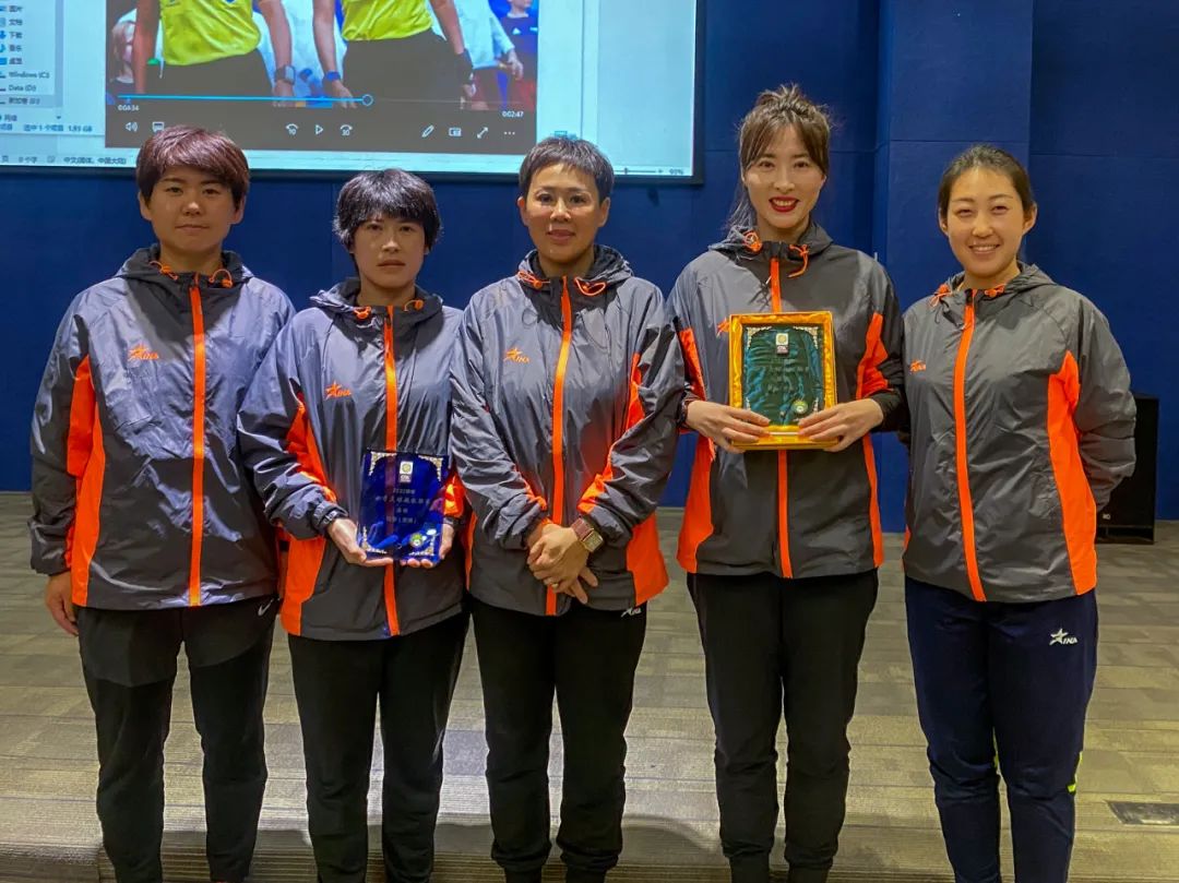 女子足球裁判员培训班,天津女裁判员