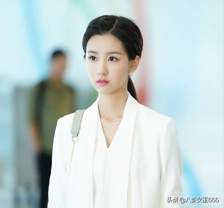 大叔配萝莉，最大相差22岁，男方都可以当爸了，你看过几部？