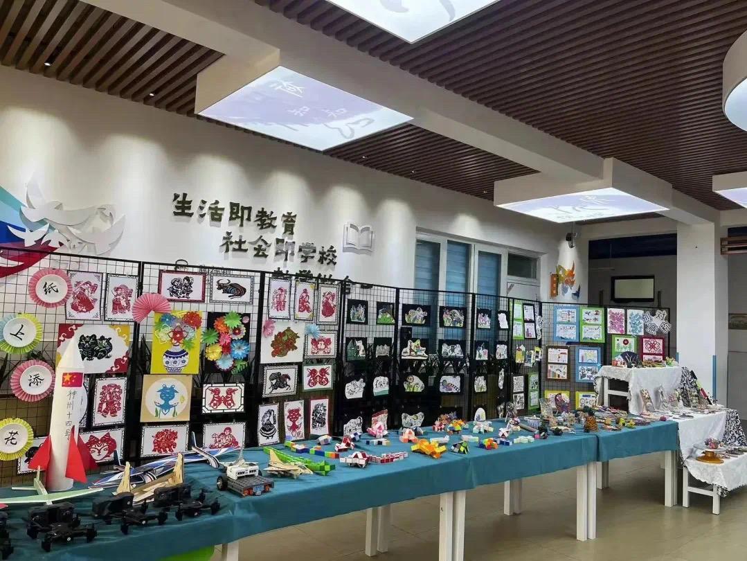 学习二十大，争做好队员|富平县各级少先队组织开展少先队员入队仪式暨庆“六一”文艺汇演主题活动