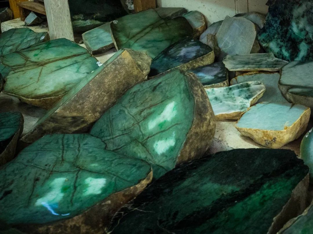 缅甸到底是怎样的一个国家,缅甸到底是一个什么样的国家