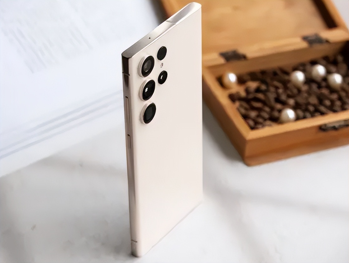 s23和23u哪个值得,24年买s23u还值得吗