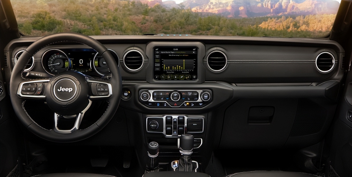 jeep牧马人对比坦克400,bj40坦克300牧马人如何选择