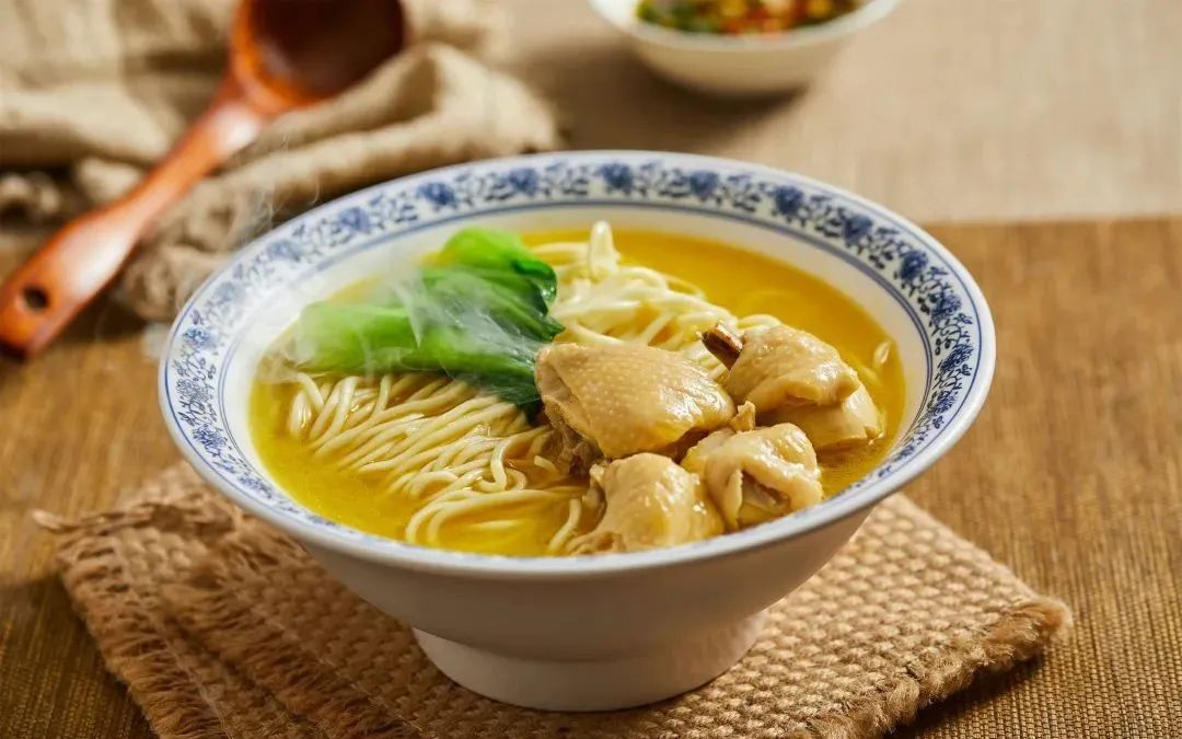 餐饮扎堆街道能开生鲜嘛,餐企现状