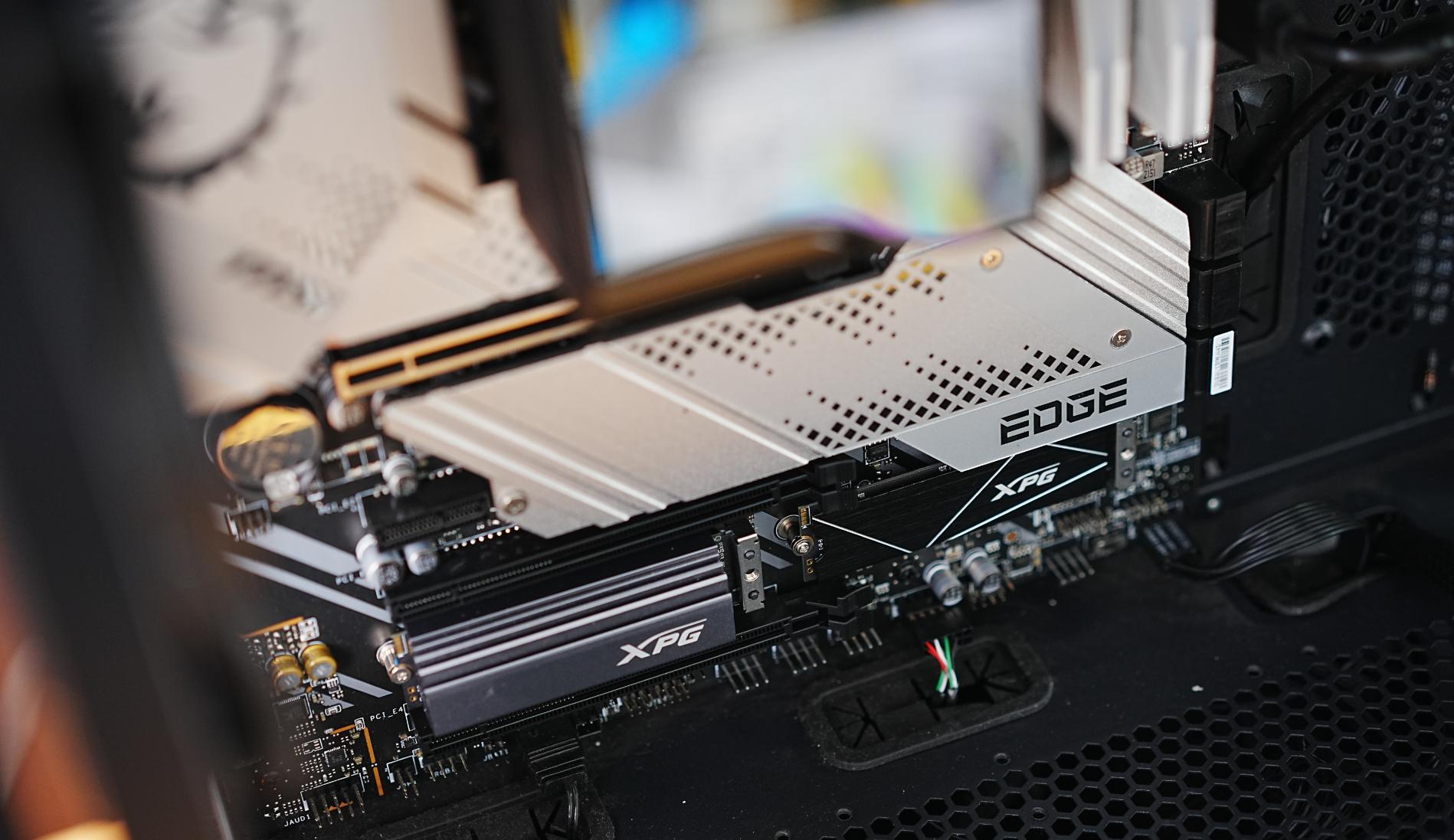 威刚xpgs70ps5,威刚xpg翼龙s70固态