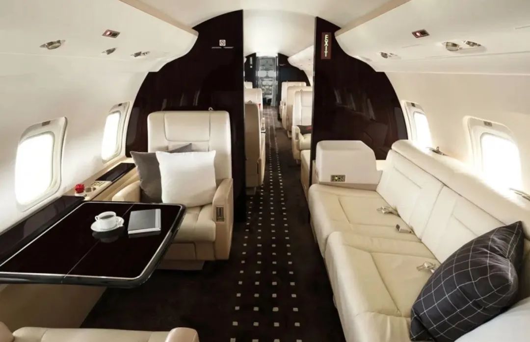 花5亿元买私人飞机,花五亿买车