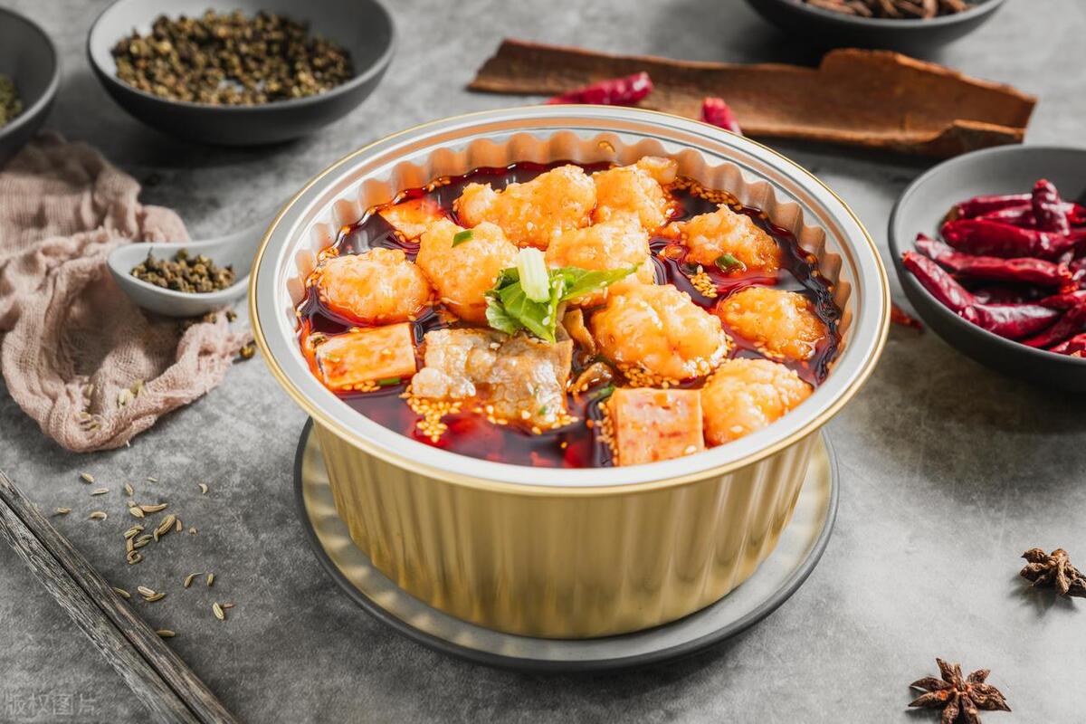 四川麻辣烫利润,四川麻辣烫生意一般得赚多少钱