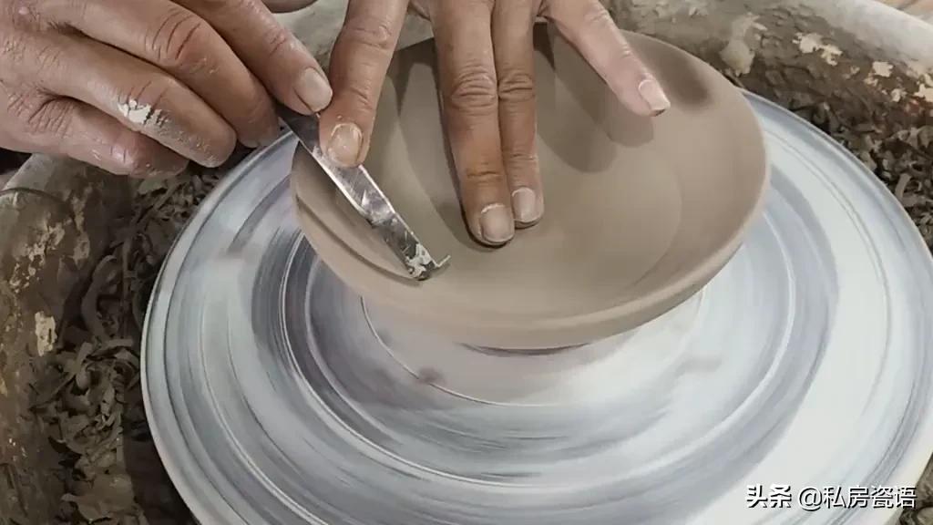 日本茶道瓷器茶具特点介绍,日本茶道茶碗