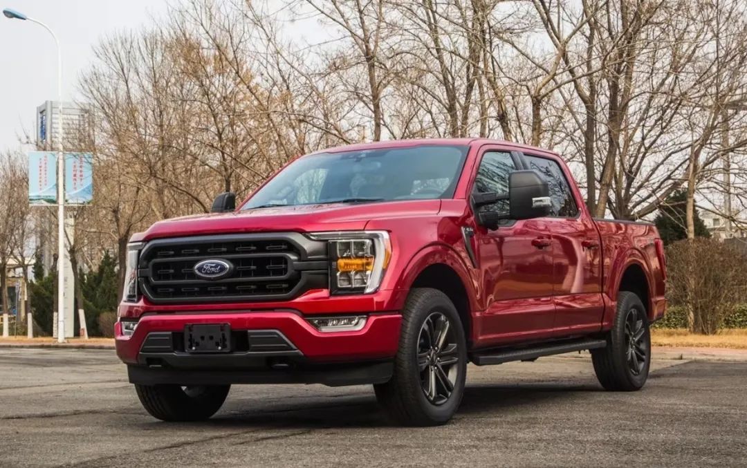 两年前卖55万的车,以前买100万现在只卖二十几万