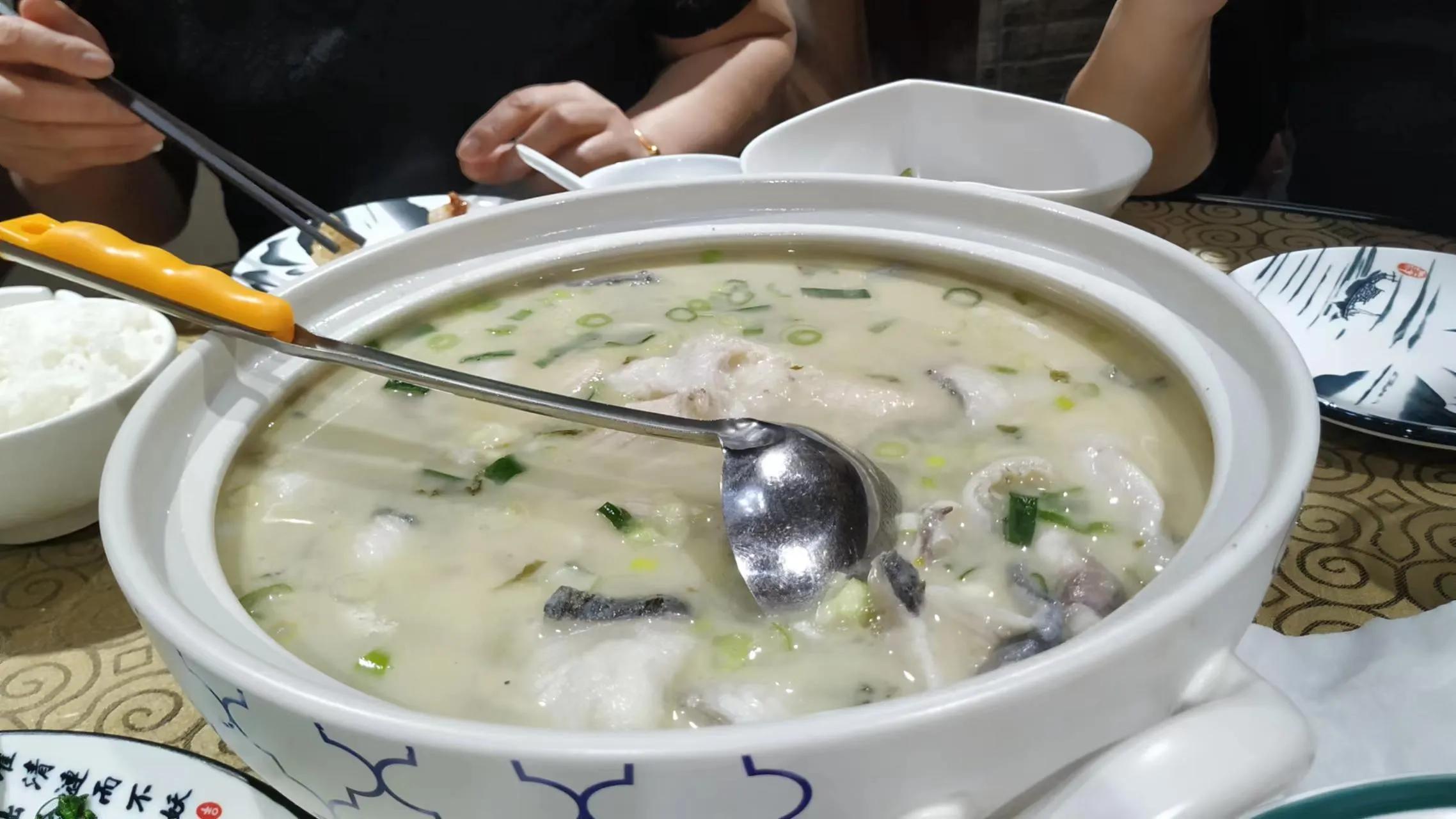 为啥外面的菜吃了口渴,餐馆的菜吃了口干怎么缓解