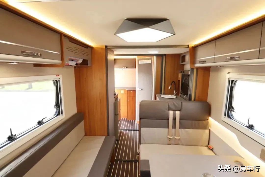 平价c型房车,越野房车平价