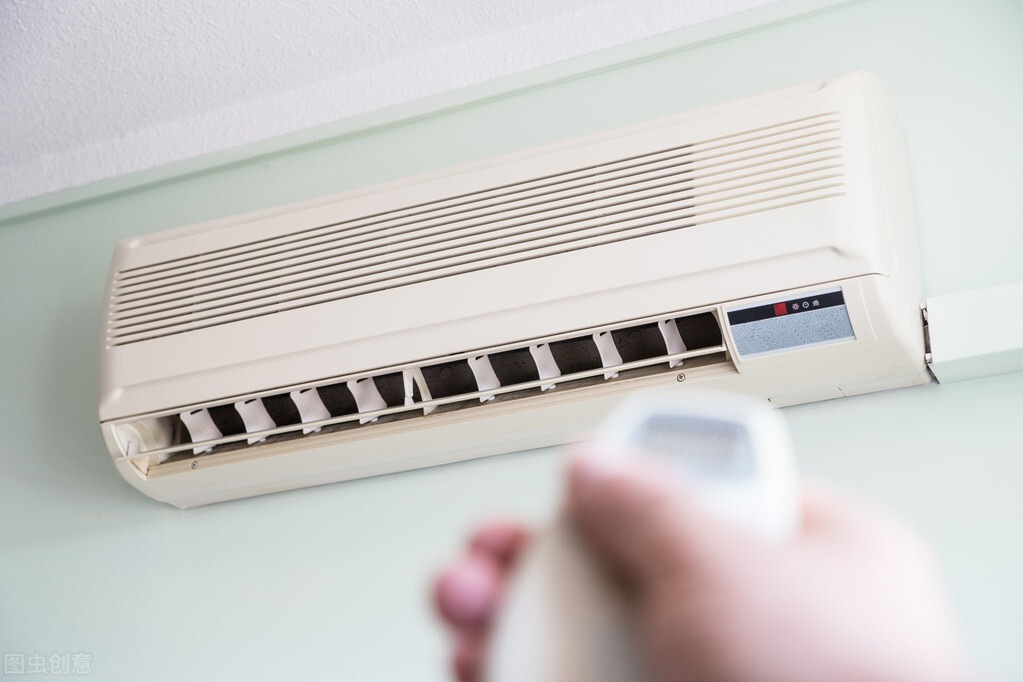 空调清洗未用清水清理,空调清洗没有清洗剂怎么办